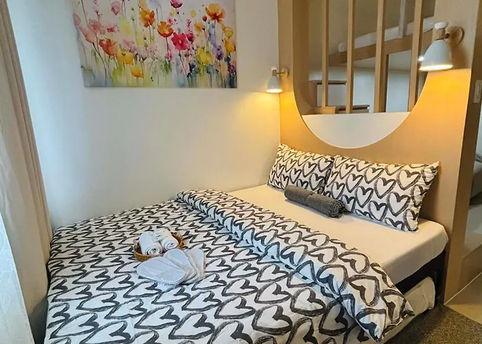 Shore 2 Peak Loft Near Mall Of Apartment