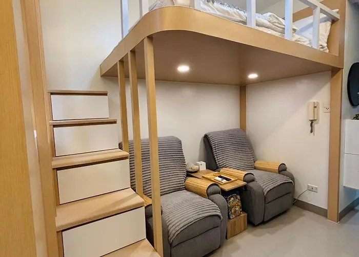 Shore 2 Peak Loft Near Mall Of