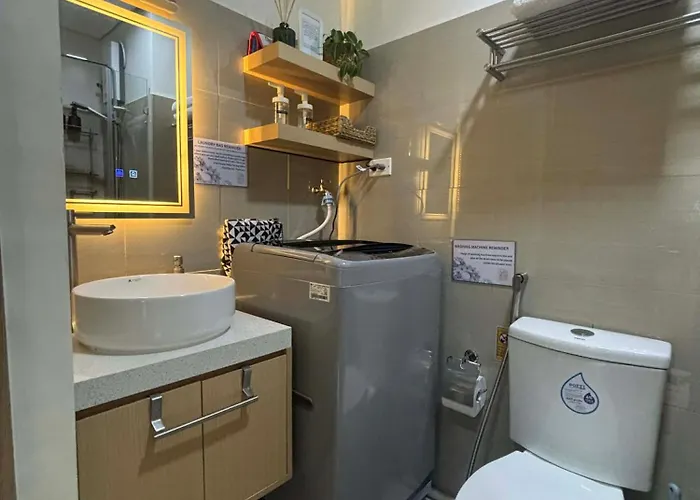 Shore 2 Peak Loft Near Mall Of