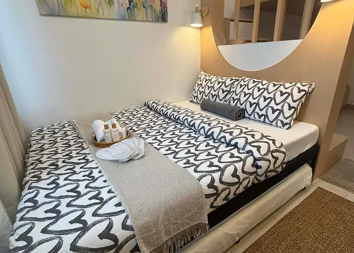 Shore 2 Peak Loft Near Mall Of